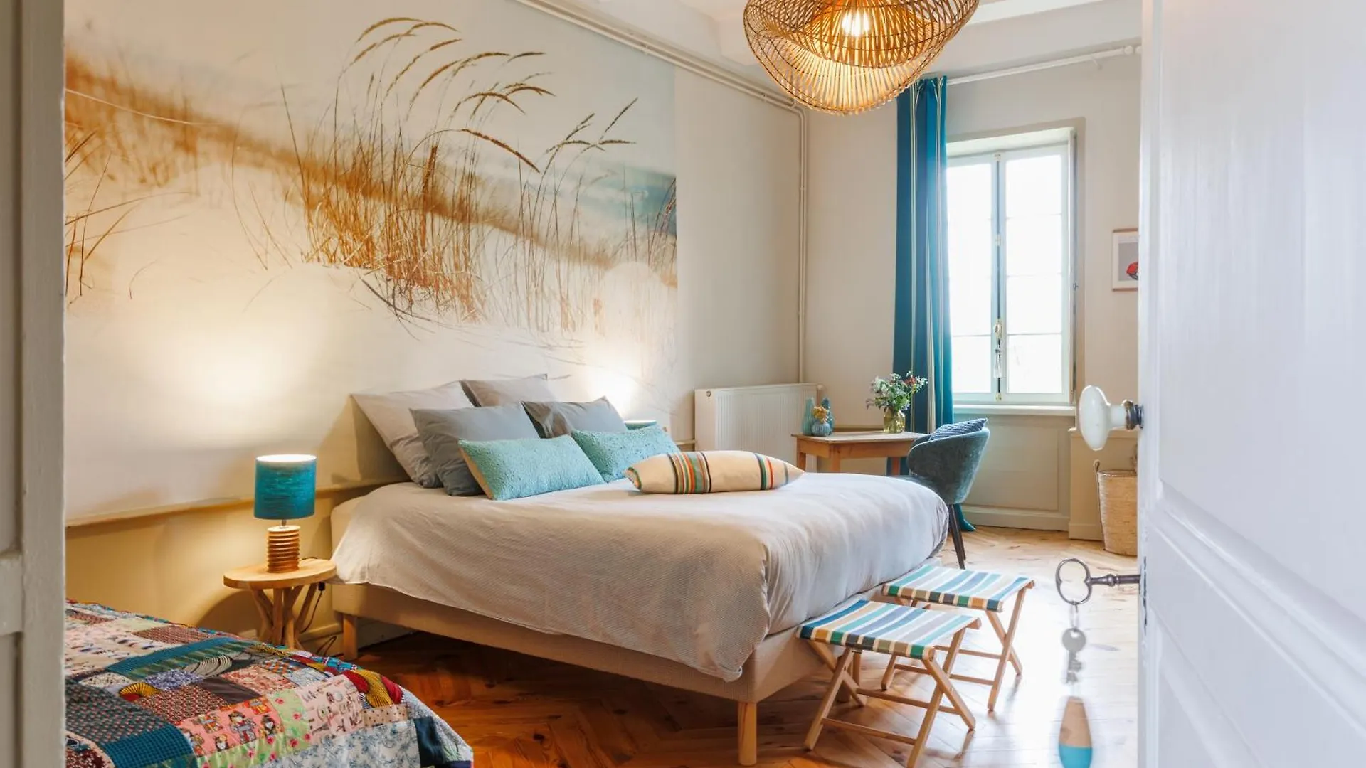 Chambres D'Hotes Chateau De Bourrassol Menetrol 0*,