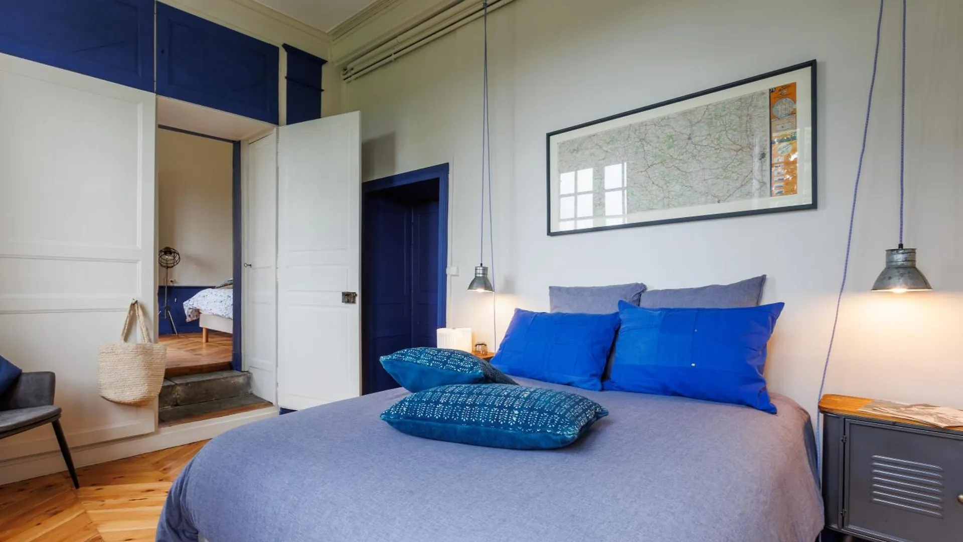 Chambres D'Hotes Chateau De Bourrassol Menetrol